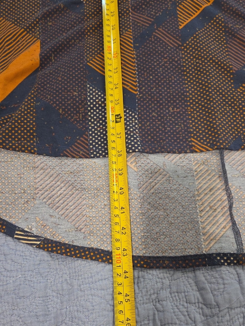 LuLaRoe Mini Dress in Navy, Mustard, Beige Geometric Print Size S! - Picture 8 of 8